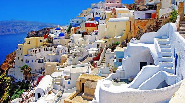 Почему стоит купить квартиру в Греции с Avezor Greece
