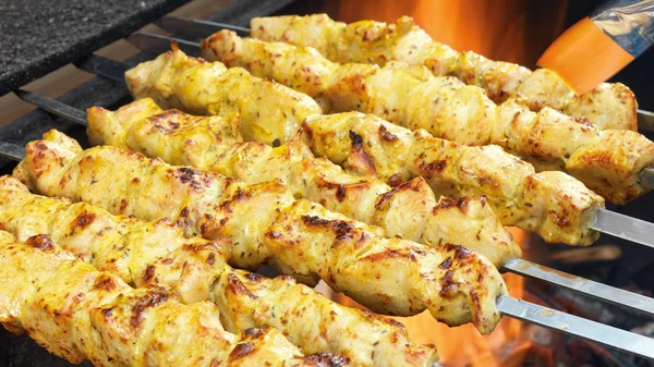 Как приготовить шашлык из курицы