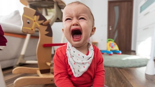 Почему дети плачут?