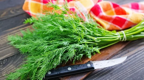 В магазине покупать не будете: как сеять петрушку для богатого урожая