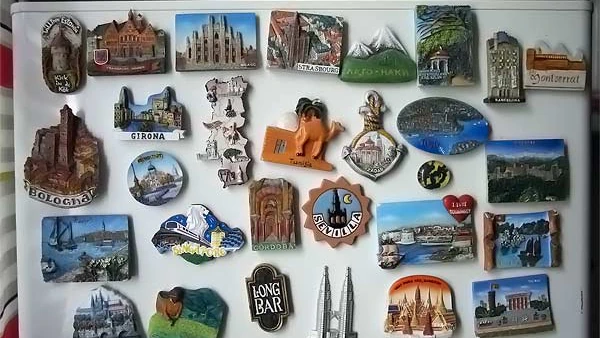 Почему на самом деле нельзя вешать магниты на холодильник: опасно для ...