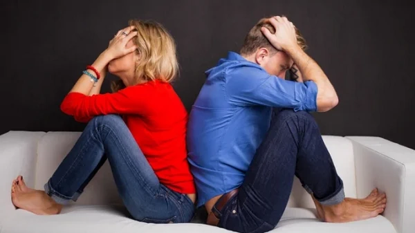 Никогда так не делайте! Эти 5 вещей могут быстро разрушить ваш брак