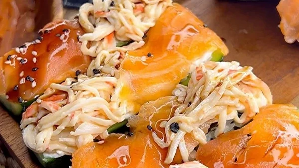 Суши в огурце: как приготовить привычное блюдо необычным способом