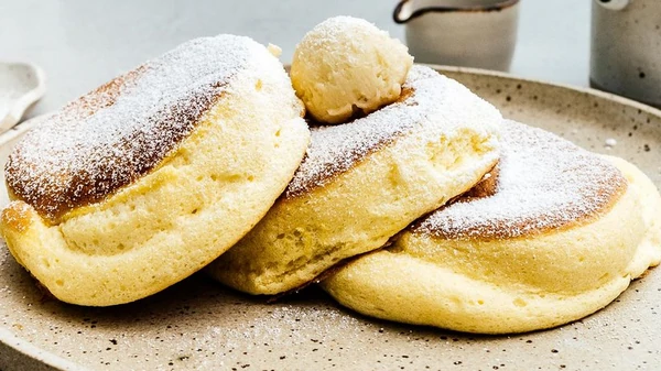 По-настоящему пышные оладьи: весь секрет во взбитых яйцах