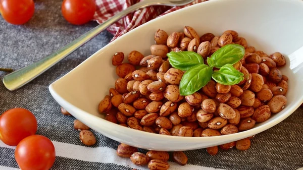 Можно есть много, не набирая веса: три продукта, которые сжигают жир