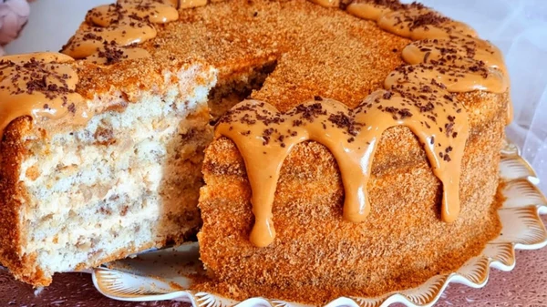 Королевский праздничный торт из простейших ингредиентов: поразит вкусо...