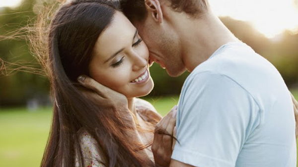 Парень влюблен или хочет развлечься: пять признаков влюбленности