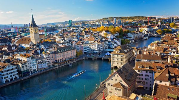 Как инвесторам получить ПМЖ и гражданство Швейцарии