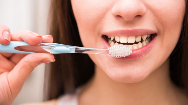 Как правильно чистить зубы: типичные ошибки