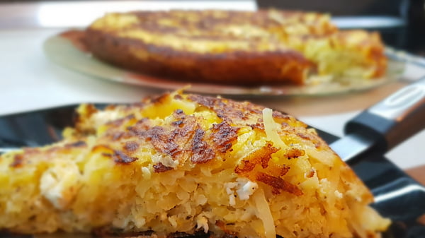 Самое популярное картофельное блюдо в Болгарии: аппетитный пататник