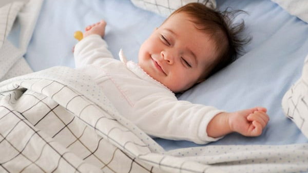 Как правильно организовать сон малыша