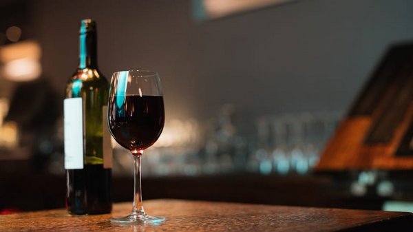 Красное вино: польза и вред для здоровья человека