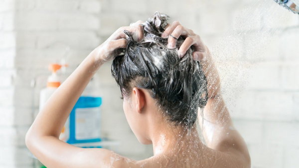 Как сделать свой собственный домашний шампунь от выпадения волос?