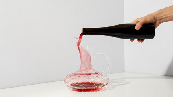 8 нестандартных способов использования вина в домашнем хозяйстве, о которых ты и не слышал